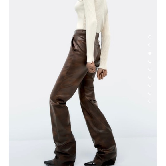 Zara faux leather high waisted pants with pockets - Picture 3 of 11